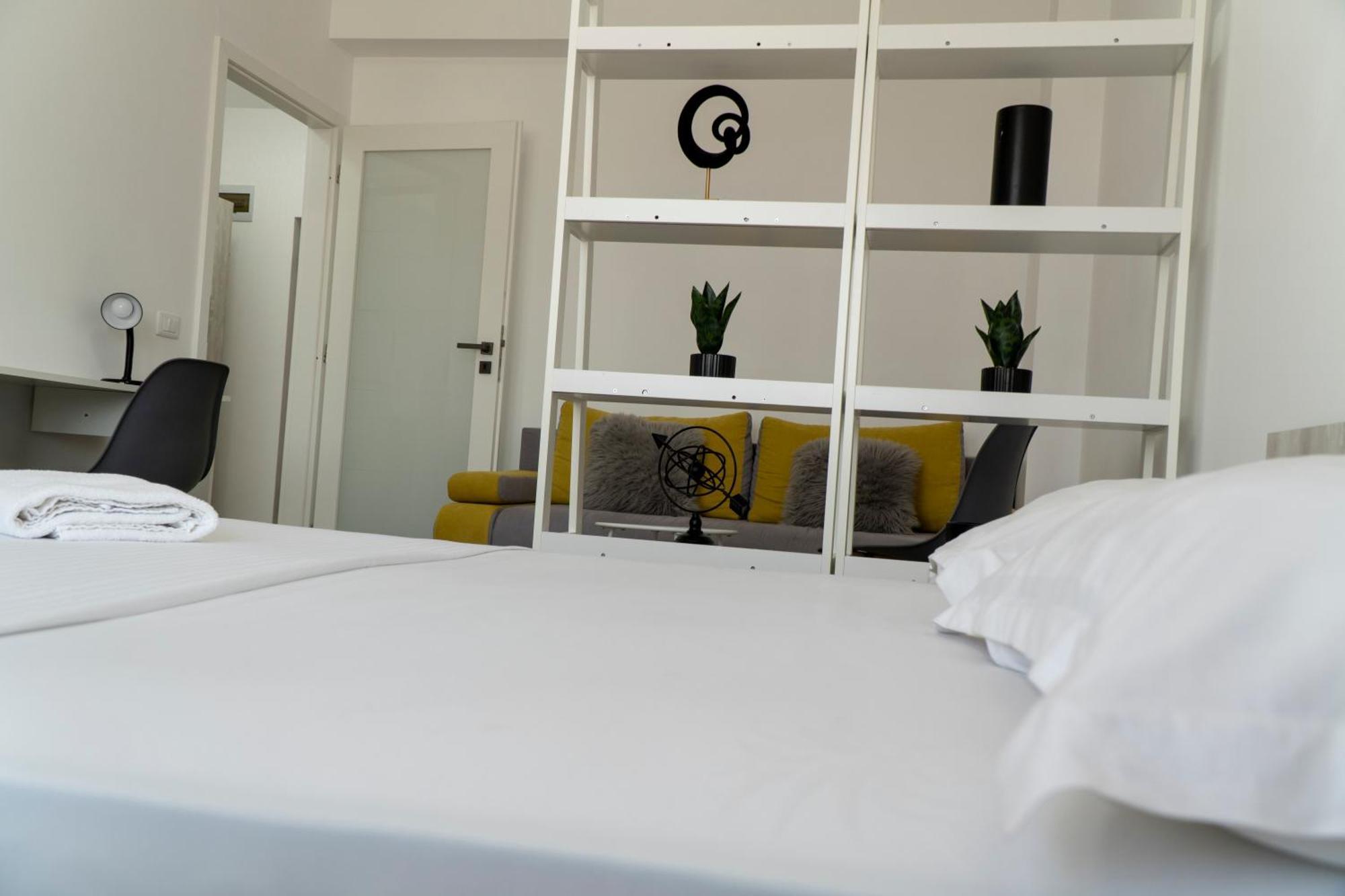 Center Apartment Palas Mall View Iasi Buitenkant foto