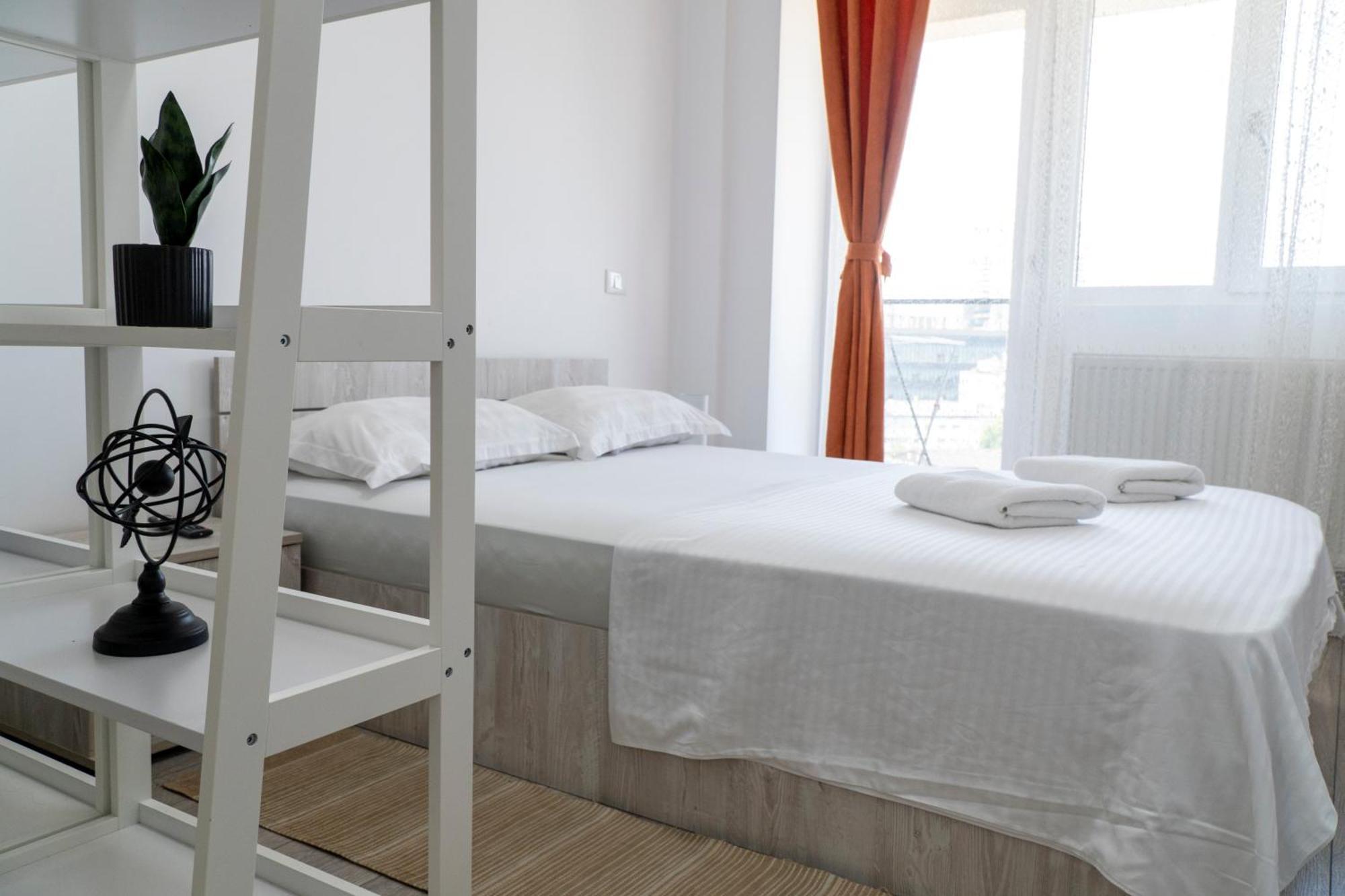 Center Apartment Palas Mall View Iasi Buitenkant foto