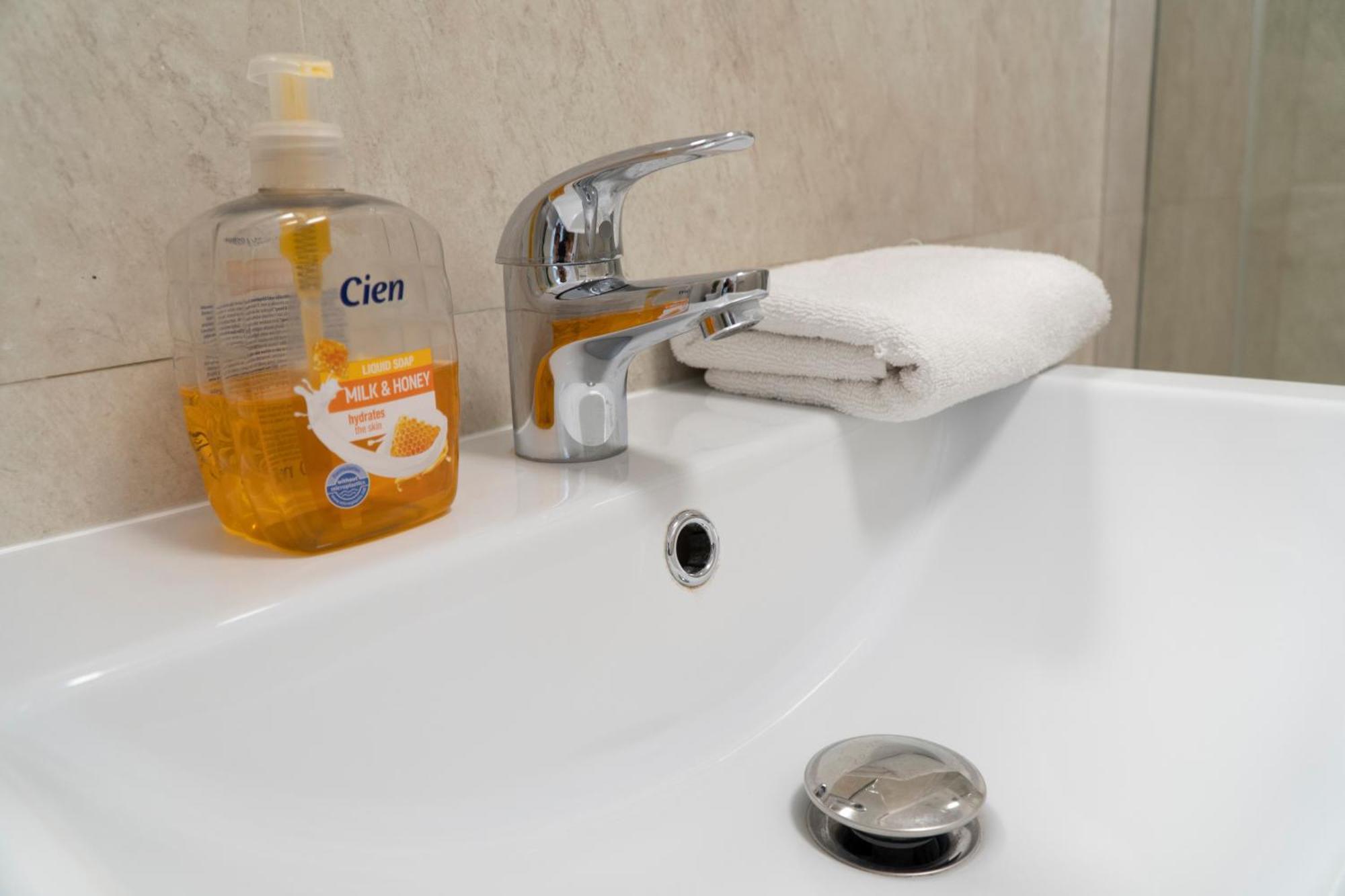 Center Apartment Palas Mall View Iasi Buitenkant foto
